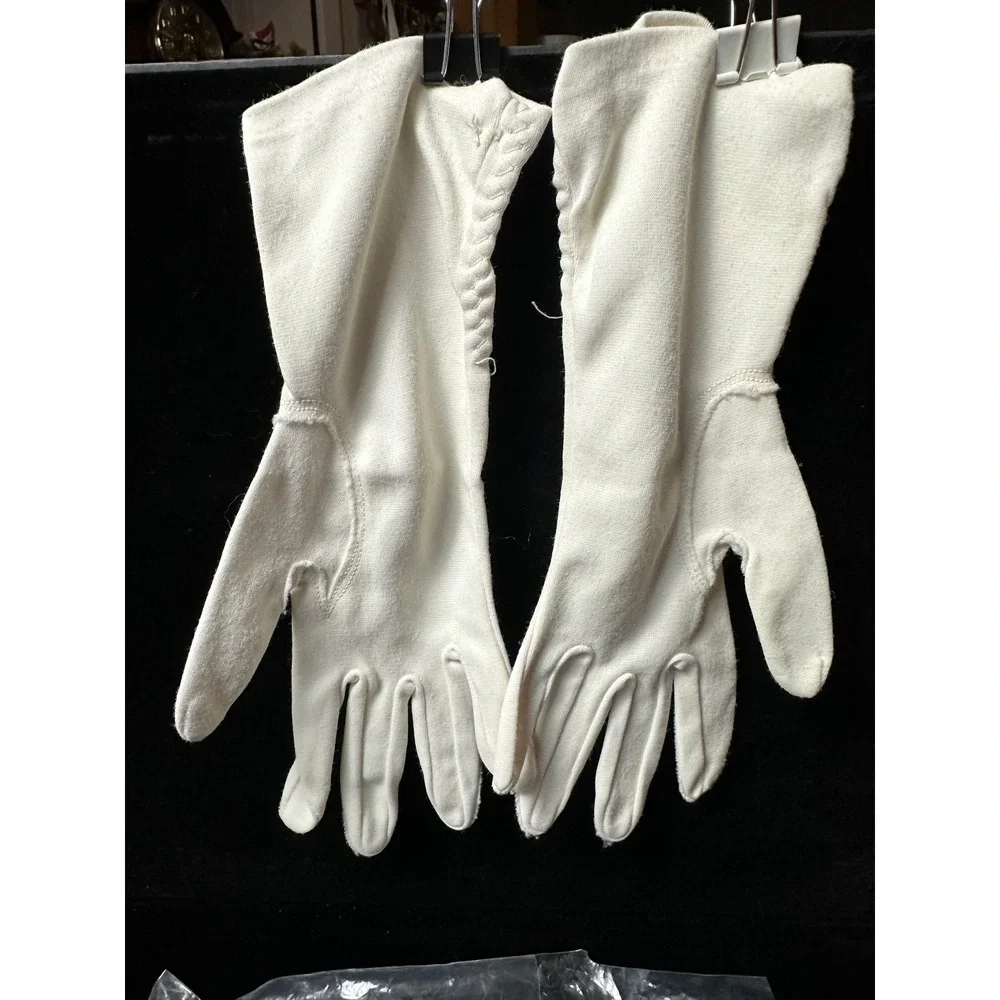 Vintage Ivory Fabric Gloves w/ Whipstitch Detail Mid Length Cream Formal Wedding